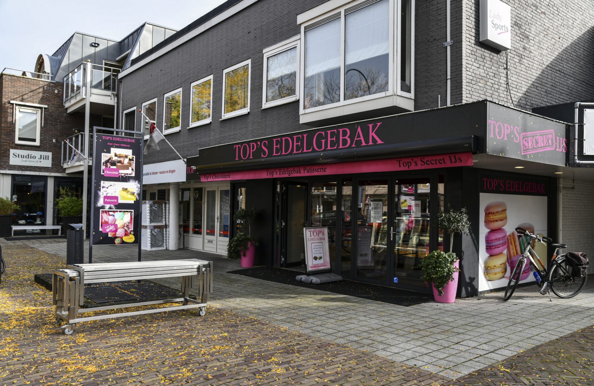 Tops edelgebak winkelcentrum Soest-zuid